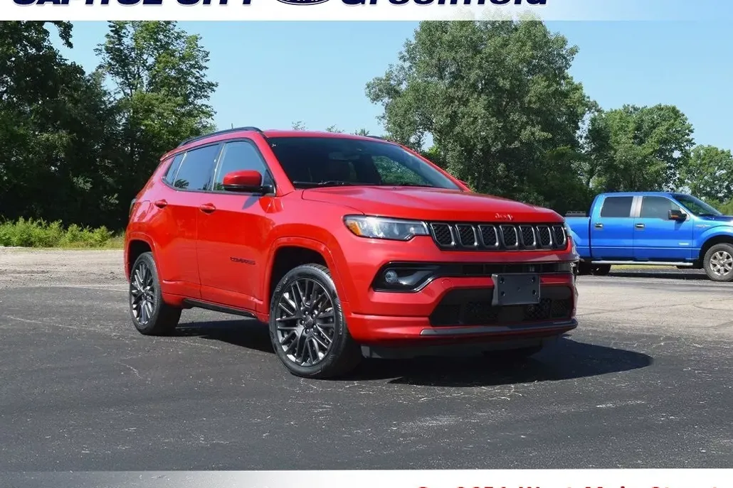 2023 Jeep Compass Limited photo 1