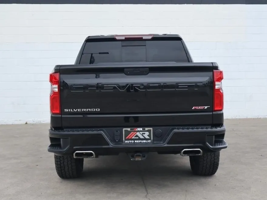 2021 Chevrolet Silverado 1500 RST photo 1