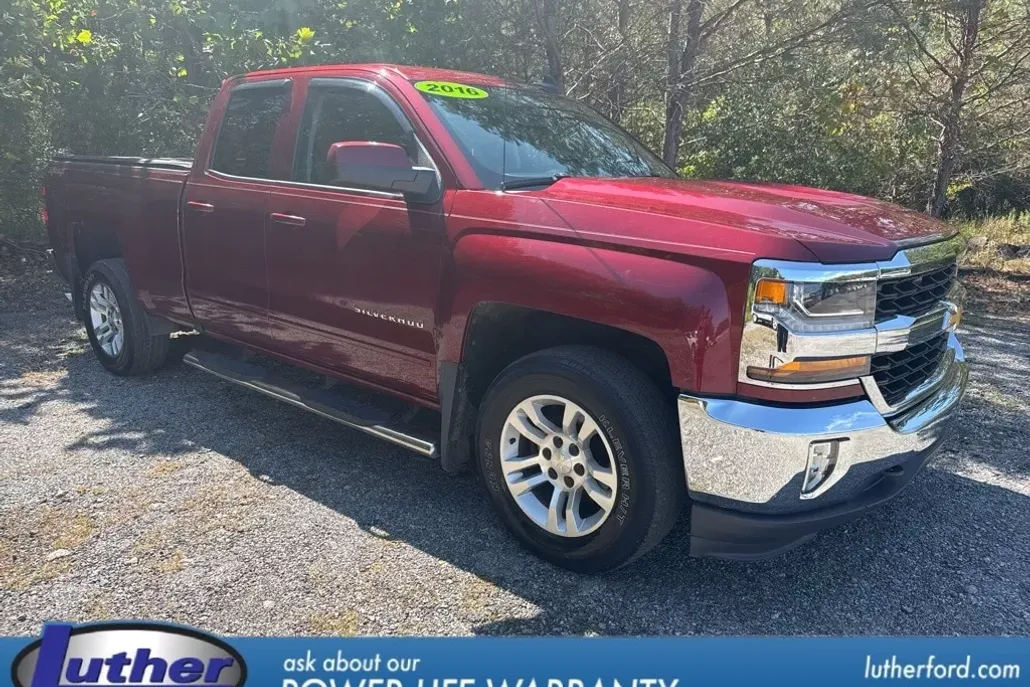 2016 Chevrolet Silverado 1500 LT photo 1