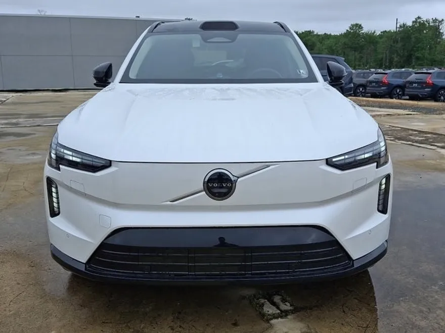 2025 Volvo EX90 Twin Motor Performance Ultra photo 1