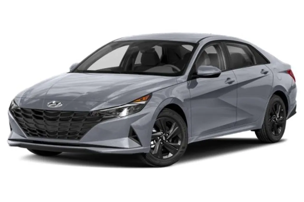 2023 Hyundai Elantra SEL photo 1