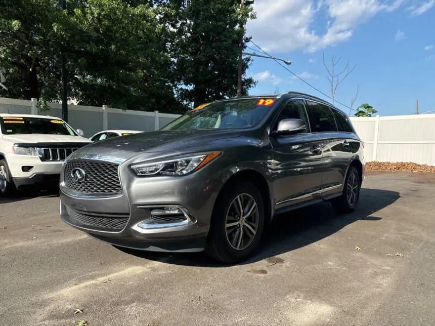 2019 Infiniti QX60 Luxe photo 1