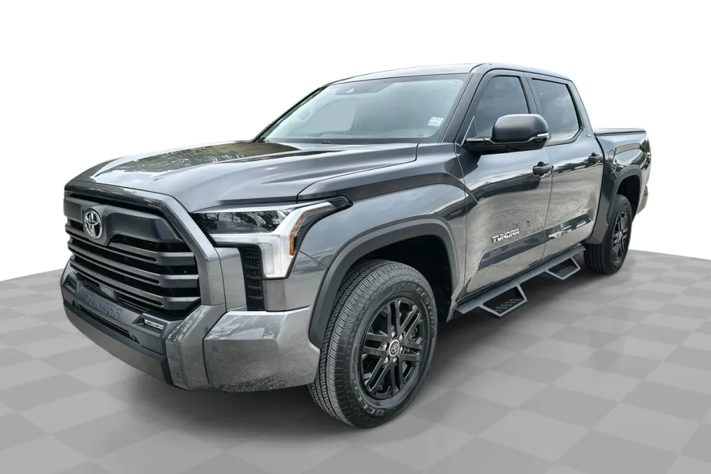 2024 Toyota Tundra SR5 photo 1