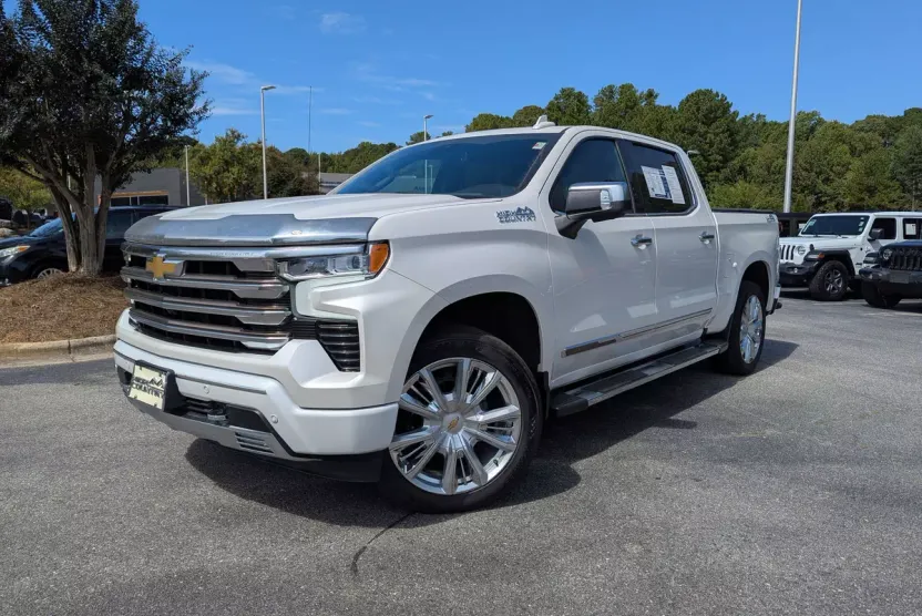2022 Chevrolet Silverado 1500 High Country photo 1