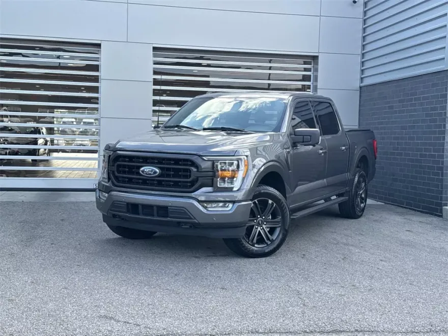 2021 Ford F-150 XLT photo 1