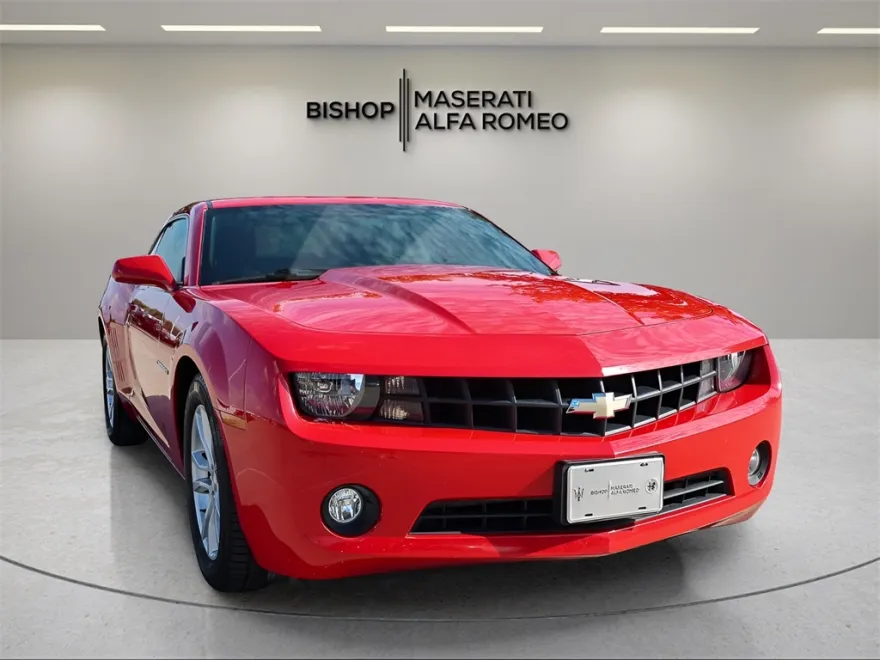 2013 Chevrolet Camaro 1LT photo 1