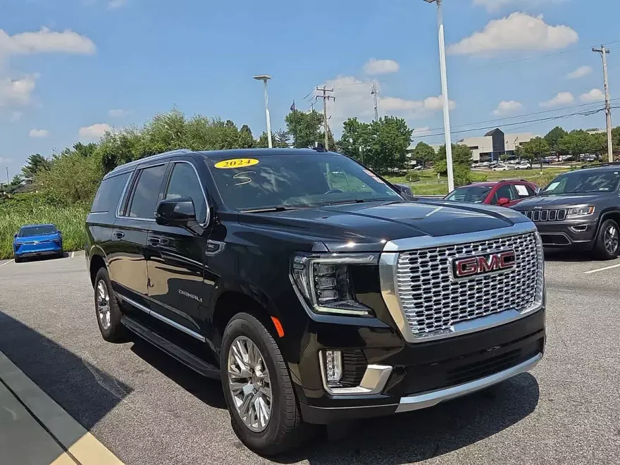 2024 Gmc Yukon XL Denali photo 1