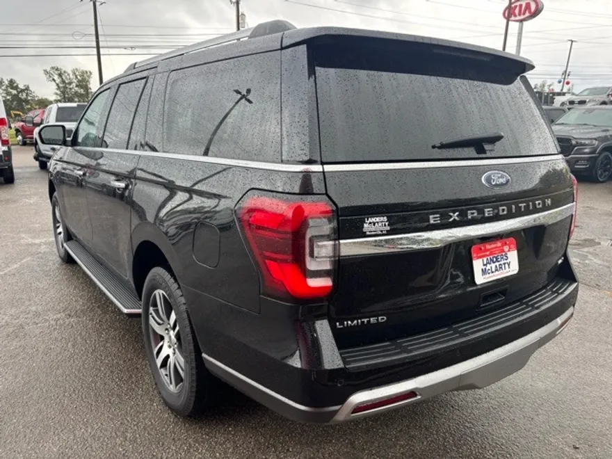2023 Ford Expedition MAX Limited photo 1