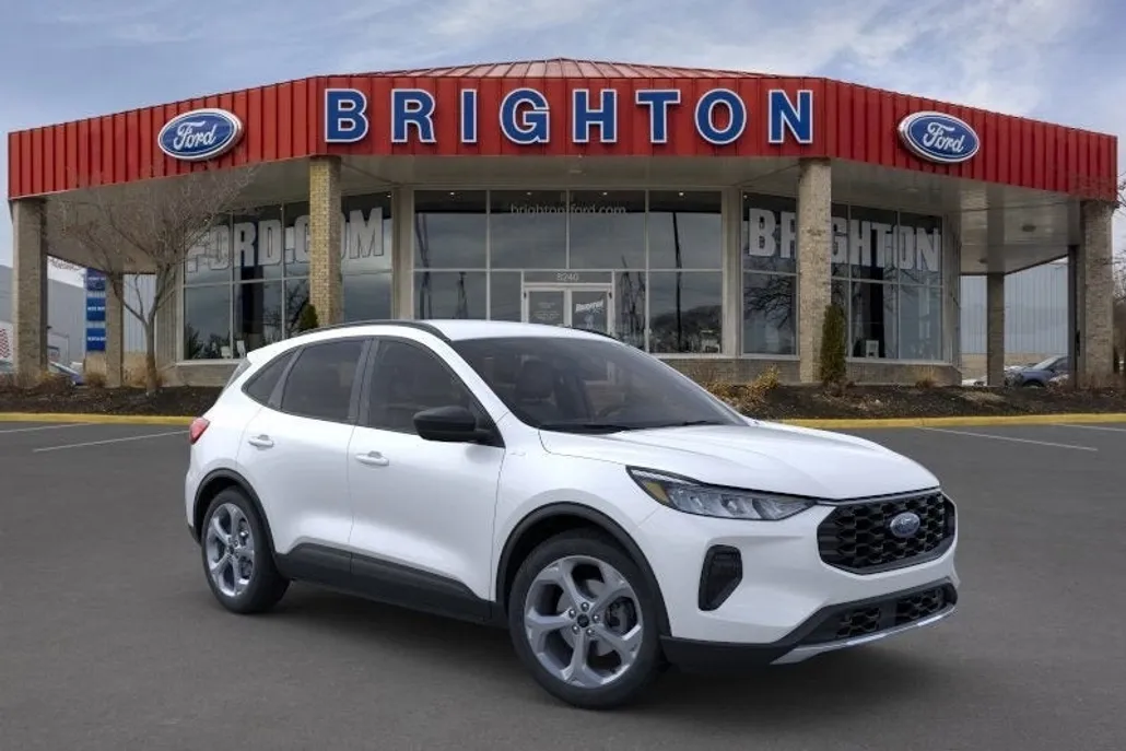 2025 Ford Escape ST-Line photo 1
