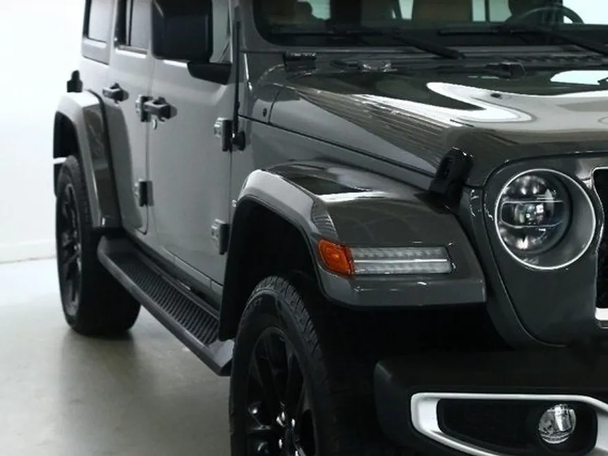 2022 Jeep Wrangler Unlimited Sahara High Altitude 4xe photo 9