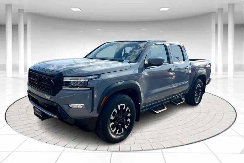2022 Nissan Frontier PRO-X photo 1