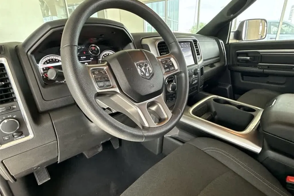 2023 Ram 1500 Classic SLT photo 1