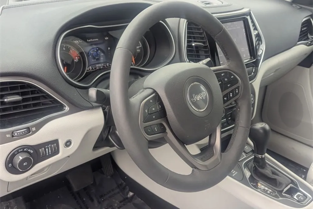 2022 Jeep Cherokee Limited photo 1