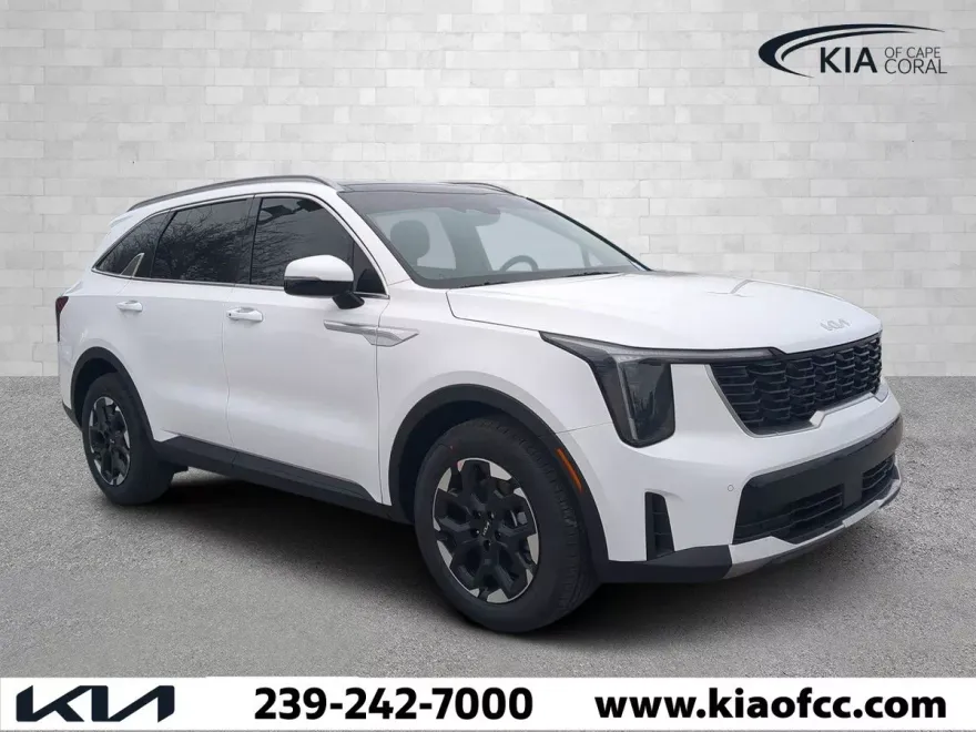 2025 Kia Sorento S photo 1