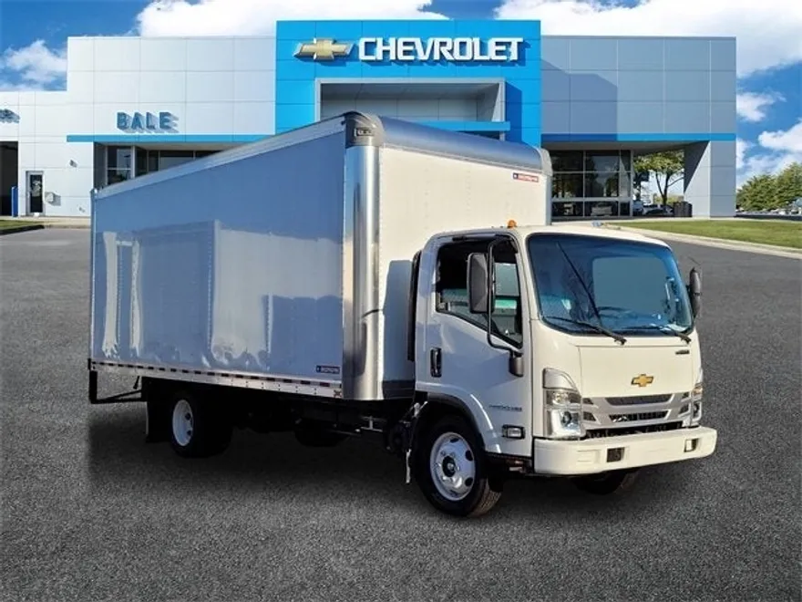 2024 Chevrolet Silverado 4500HD photo 1