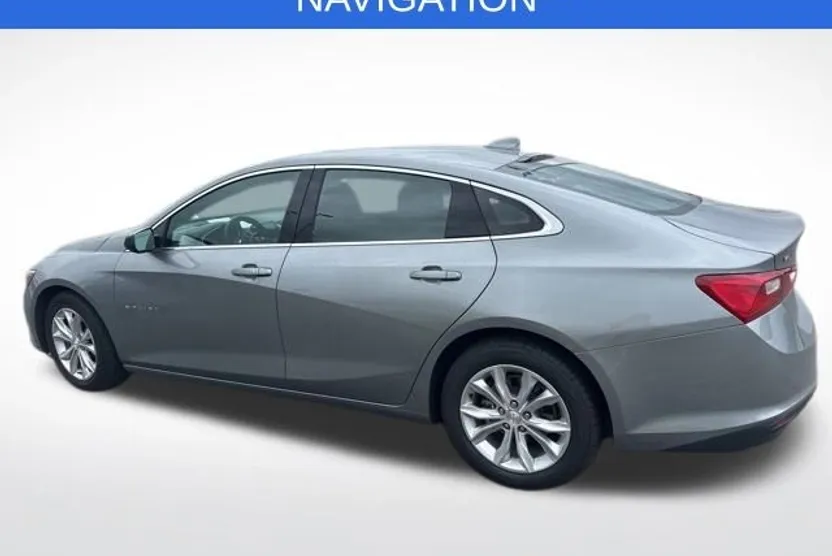 2024 Chevrolet Malibu 1LT photo 1