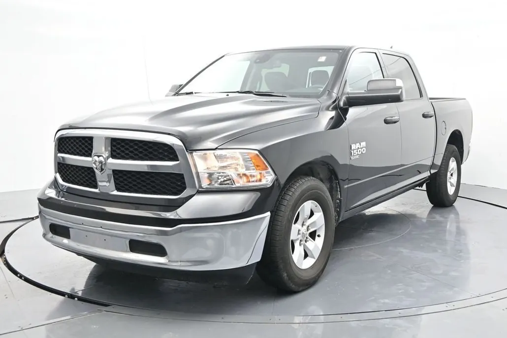 2025 Ram 3500 Laramie photo 1