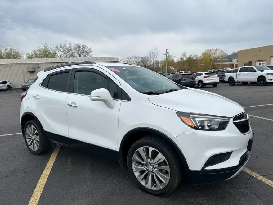 2019 Buick Encore Preferred photo 1