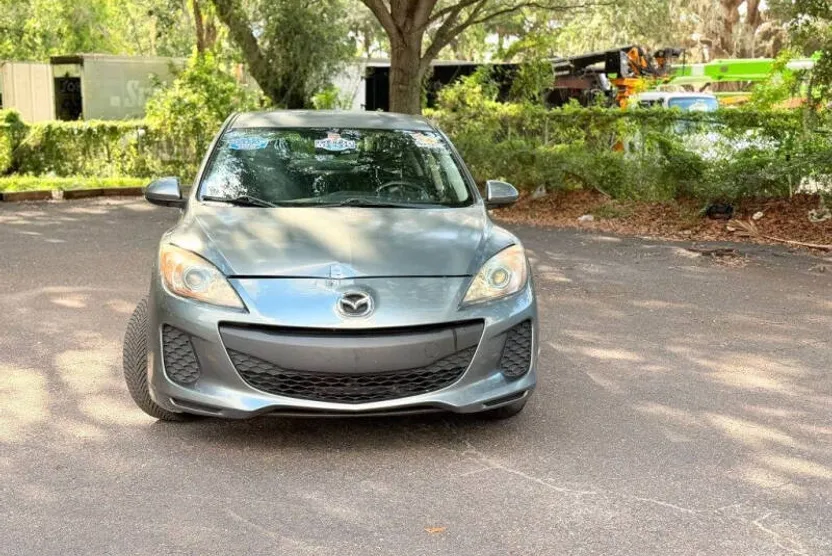 2012 Mazda Mazda3 Touring photo 1