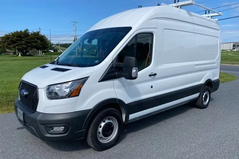 2023 Ford Transit Cargo Van photo 1