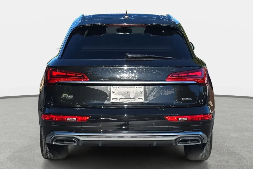 2022 Audi Q5 S line Premium 45 TFSI photo 1
