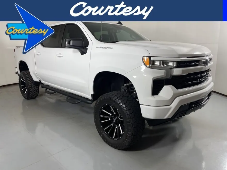 2023 Chevrolet Silverado 1500 RST photo 1