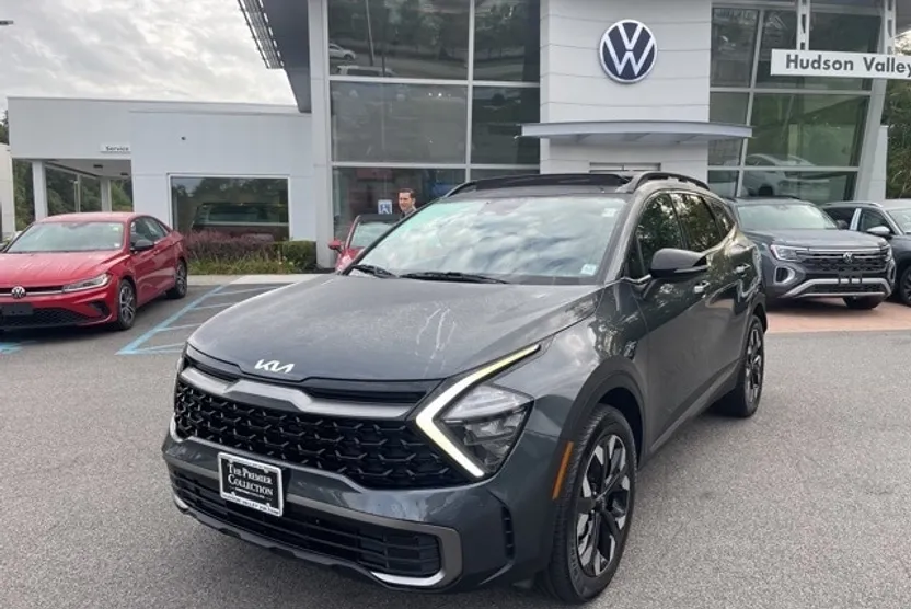2023 Kia Sportage Plug-In Hybrid X-Line photo 1