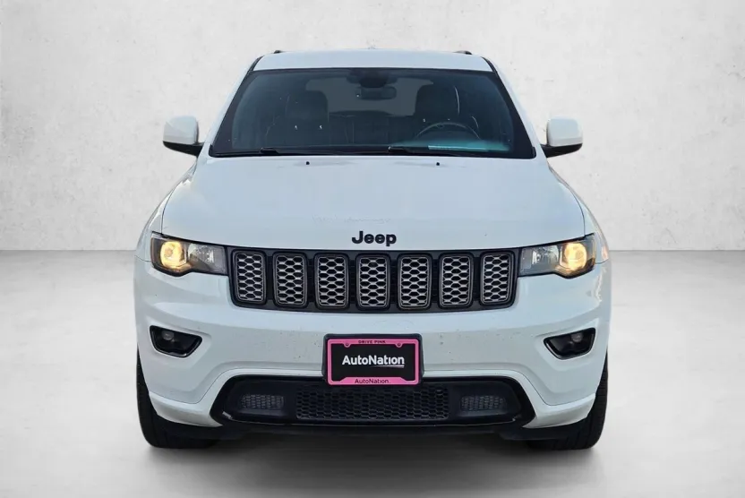 2018 Jeep Grand Cherokee Altitude Sport photo 1