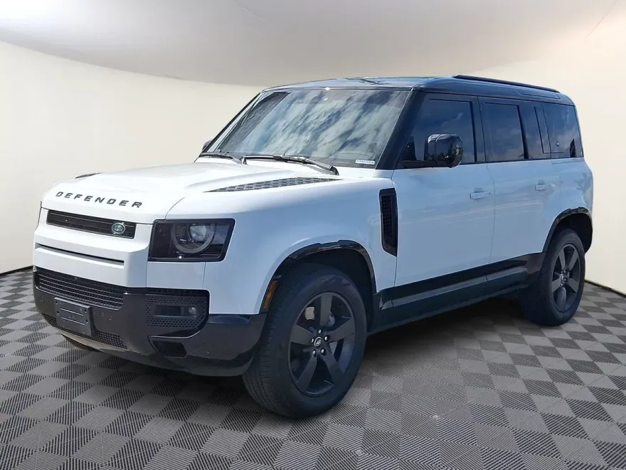 2024 Land Rover Defender 110 X-Dynamic SE photo 1