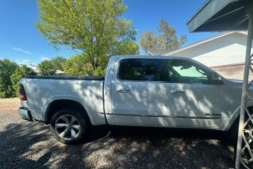 2021 Ram 1500 Limited photo 1