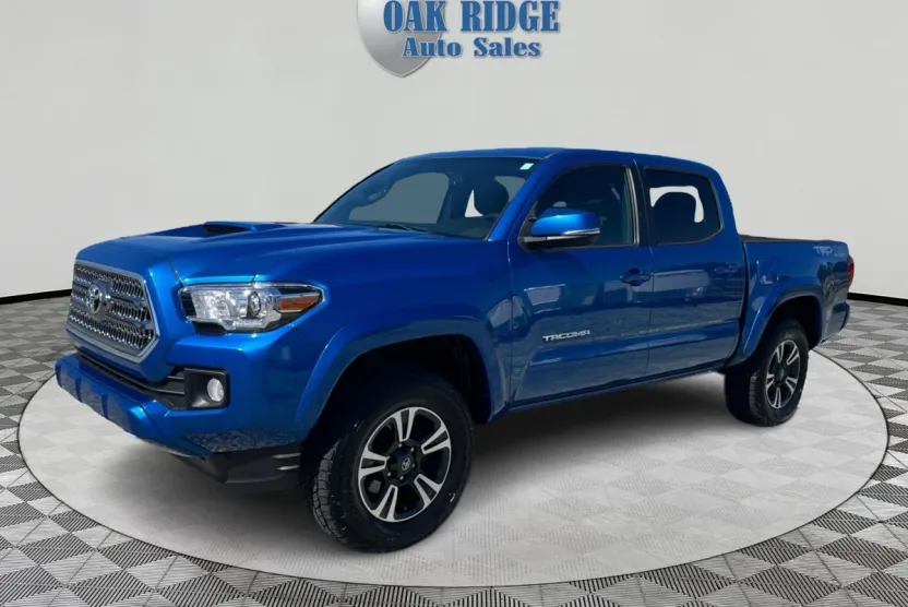 2017 Toyota Tacoma SR5 Sport TRD Pro photo 1