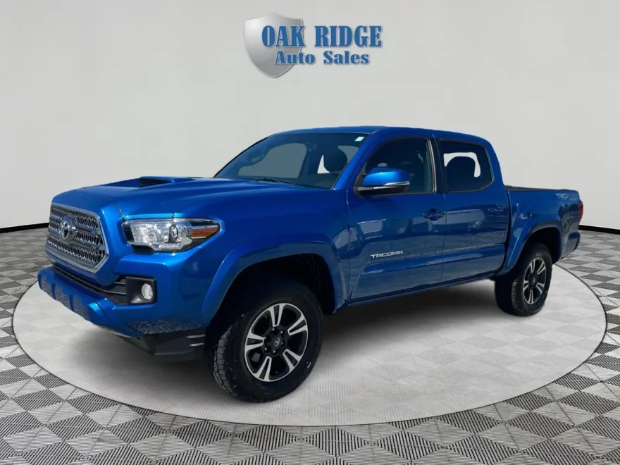 2017 Toyota Tacoma SR5 Sport TRD Pro photo 1