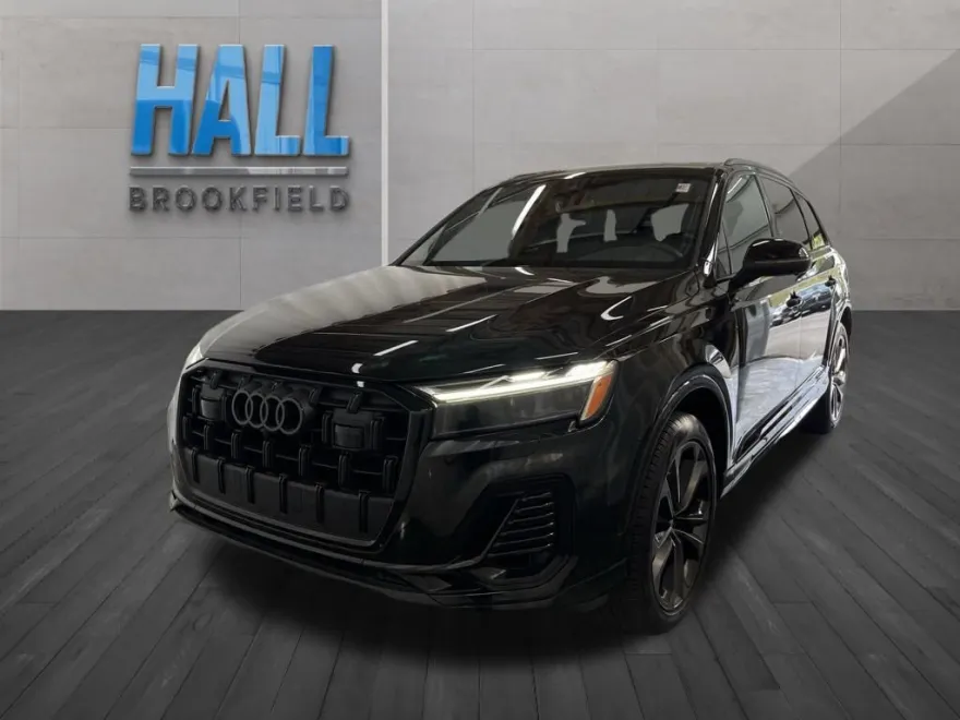 2025 Audi Q7 55 Premium Plus photo 1