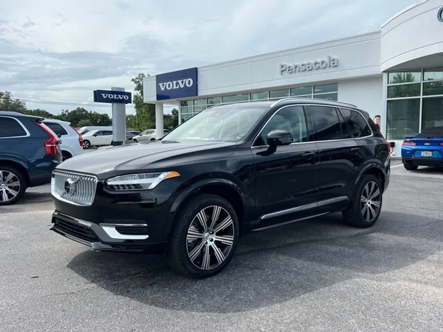 2025 Volvo XC90 T8 Plus photo 1
