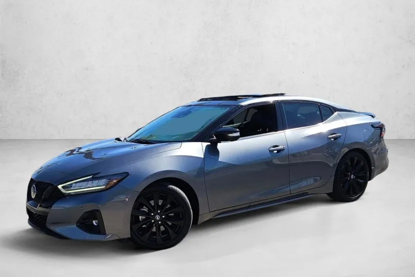 2022 Nissan Maxima SR photo 1
