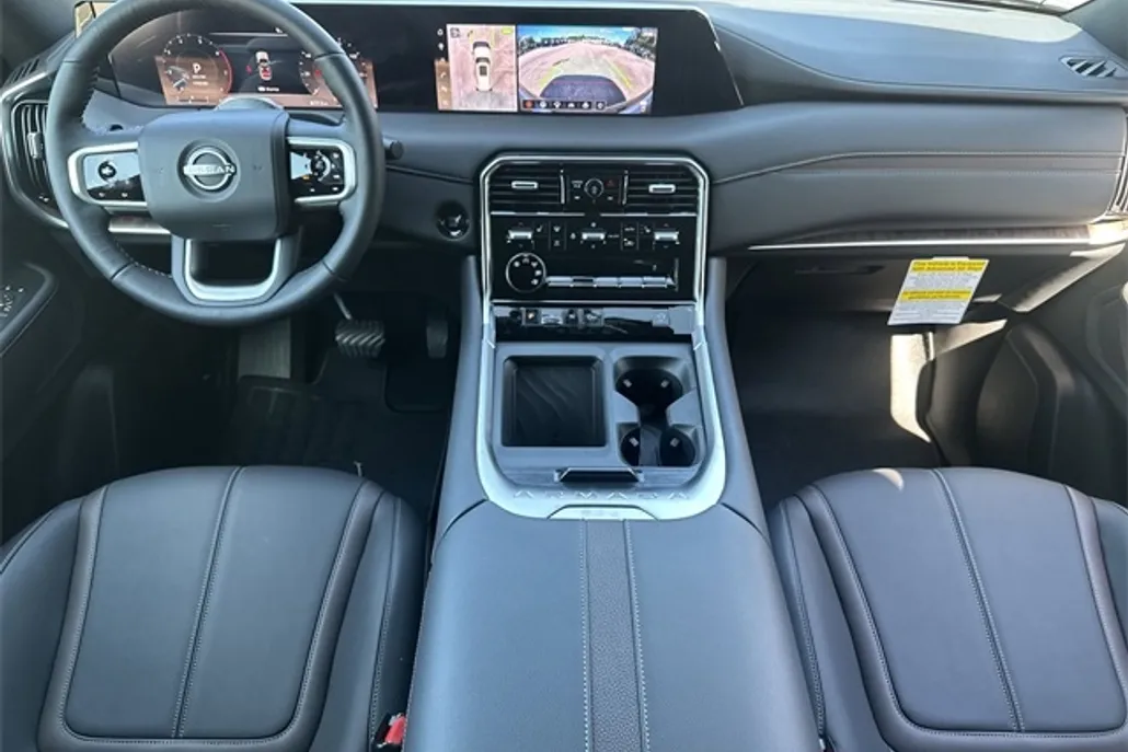 2025 Nissan Armada SL photo 1