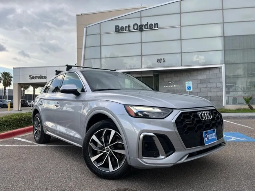 2023 Audi Q5 45 S line Premium photo 1