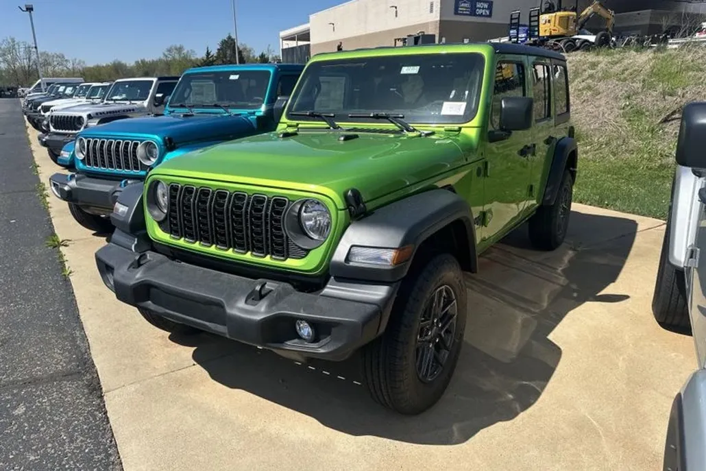 2025 Jeep Wrangler Unlimited Sport S photo 1