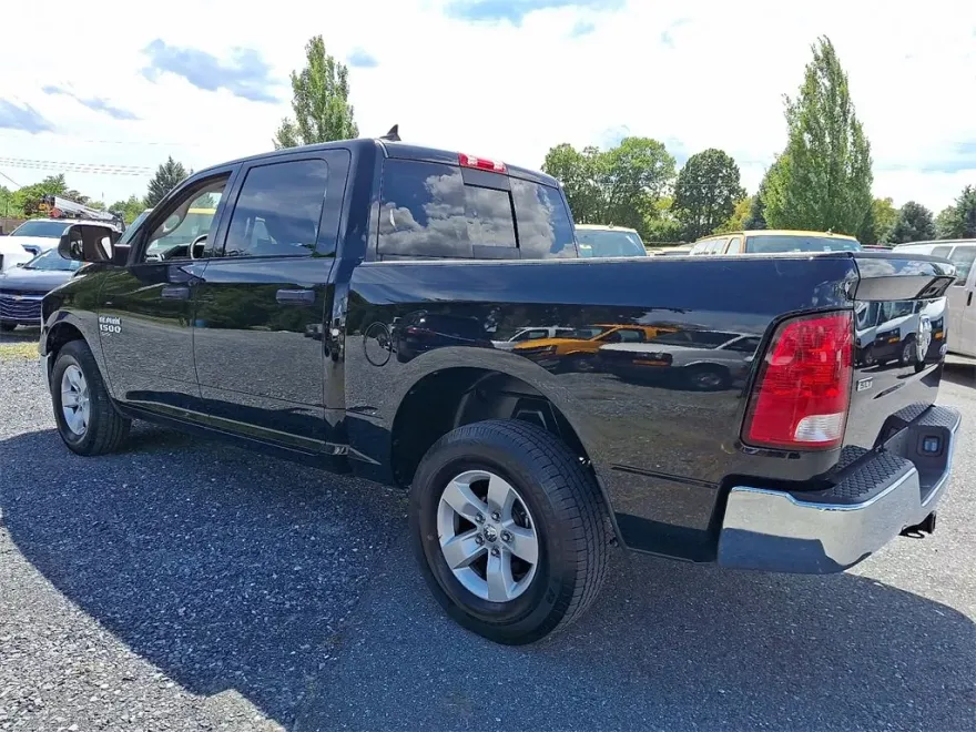 2023 Ram 1500 Classic SLT photo 1