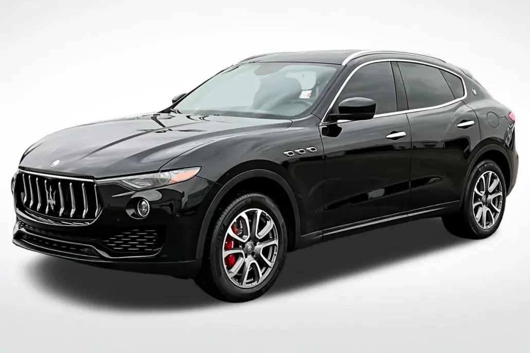 2017 Maserati Levante S photo 1