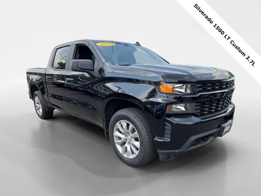 2022 Chevrolet Silverado Custom photo 1