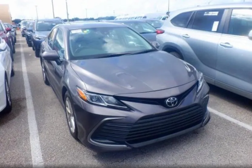 2024 Toyota Camry LE photo 1