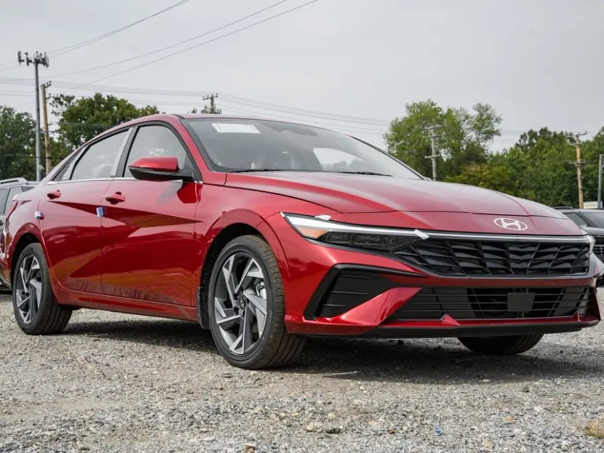 2025 Hyundai Elantra Hybrid Limited photo 1