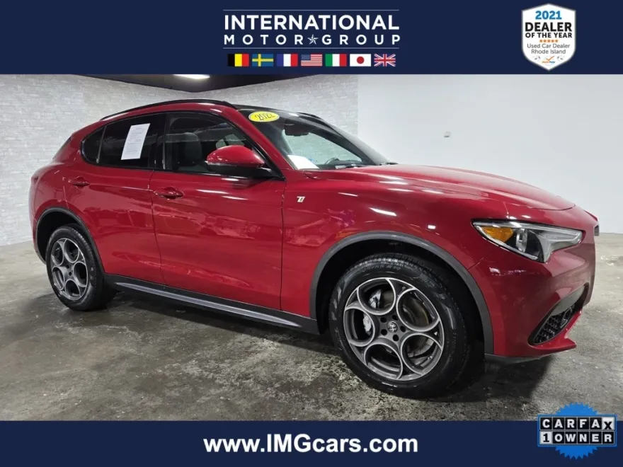2022 Alfa Romeo Stelvio Ti photo 1
