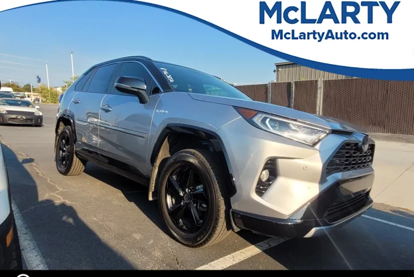 2021 Toyota RAV4 Hybrid XSE photo 1