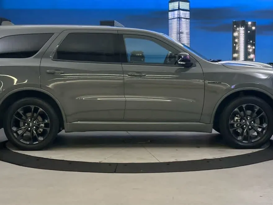 2022 Dodge Durango R/T photo 1