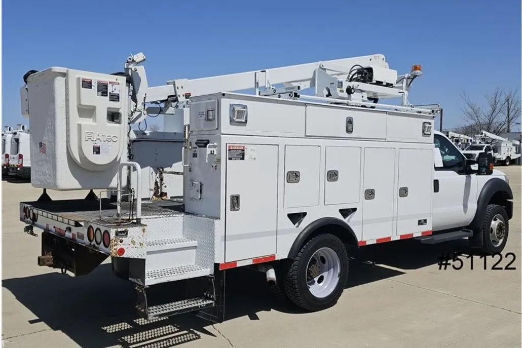 2016 Ford F-550 photo 1