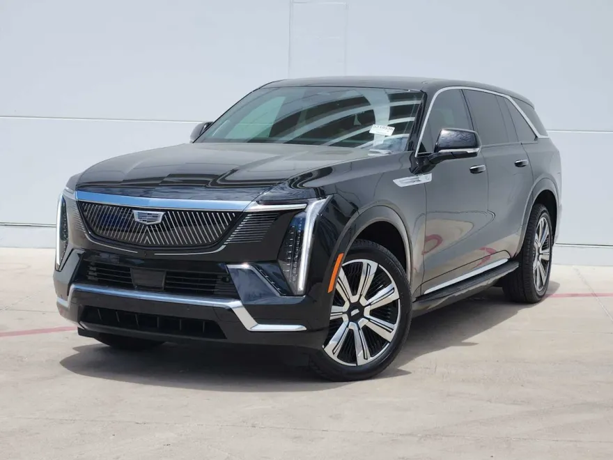 2025 Cadillac Escalade IQ Luxury photo 1