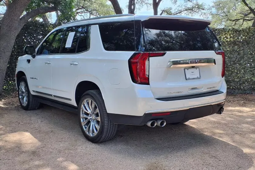 2024 Gmc Yukon Denali photo 1