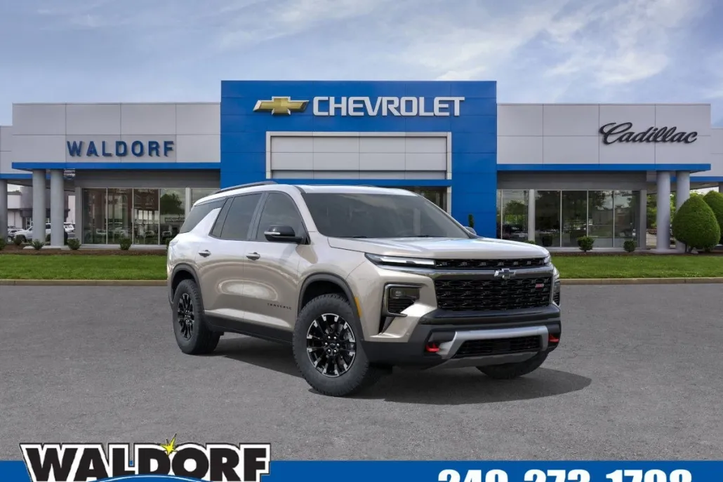 2026 Chevrolet Traverse Z71 photo 1